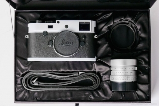 Leica