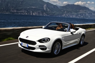 FIAT 124 SPIDER